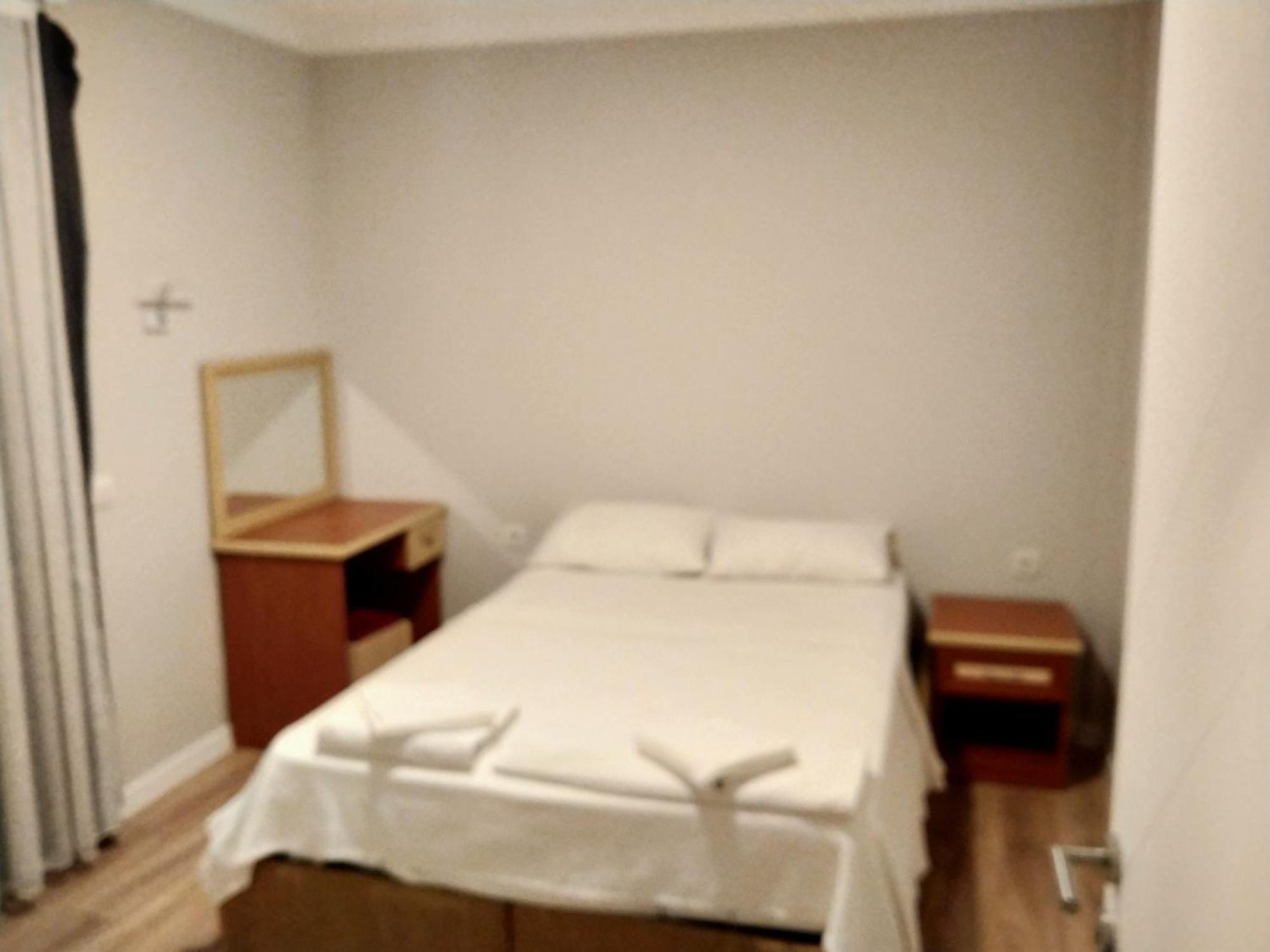 Venues Park Apart Suites Çeşme Bilik gambar